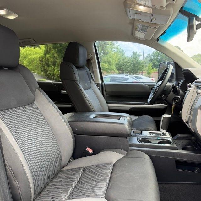 Toyota Tundra  2017