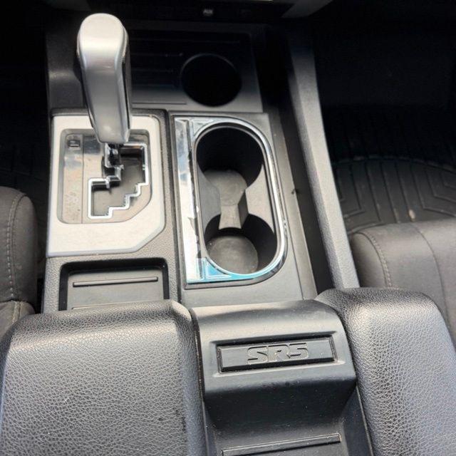 Toyota Tundra  2017