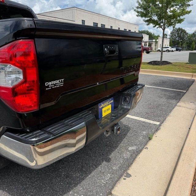 Toyota Tundra  2015