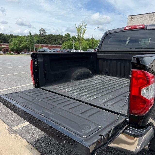 Toyota Tundra  2015