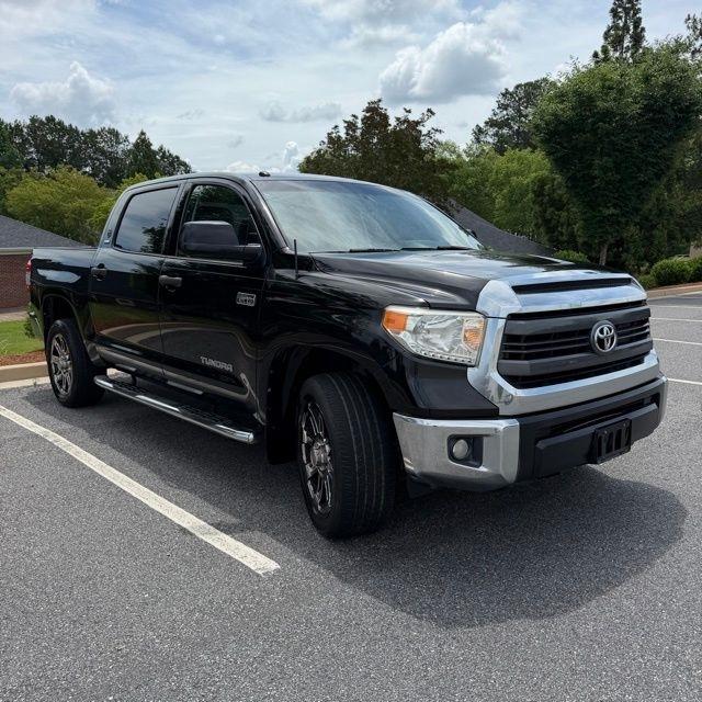 Toyota Tundra  2015