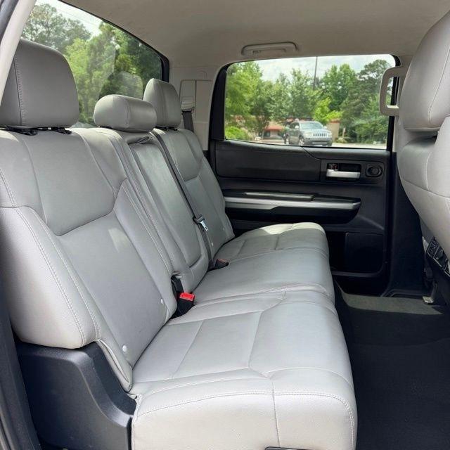 Toyota Tundra  2015