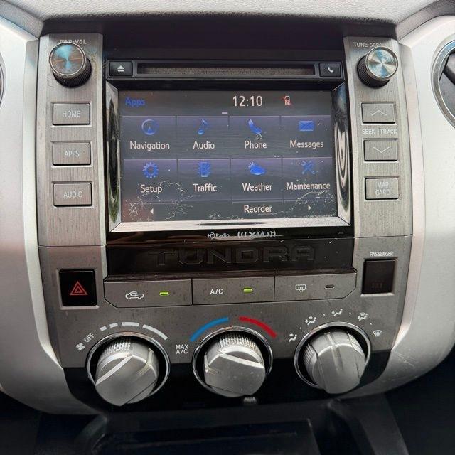 Toyota Tundra  2015