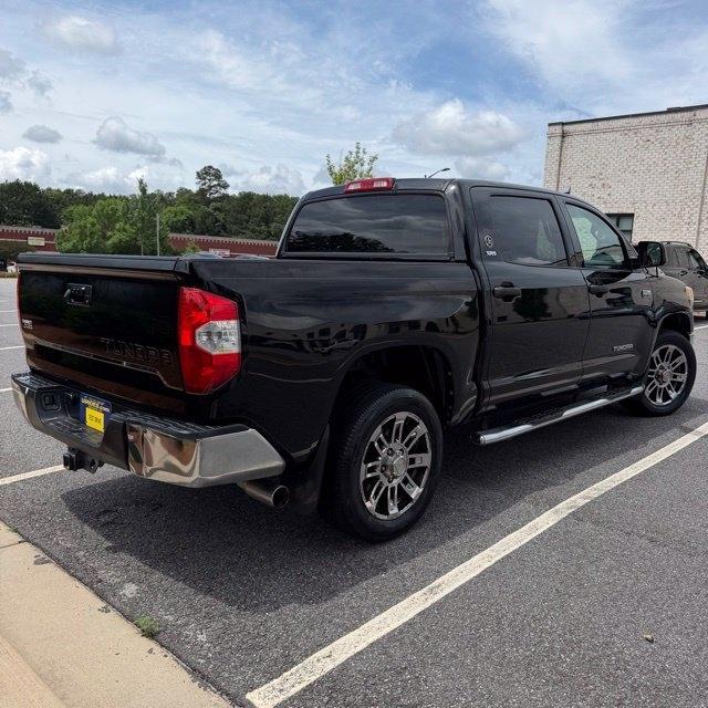 Toyota Tundra  2015