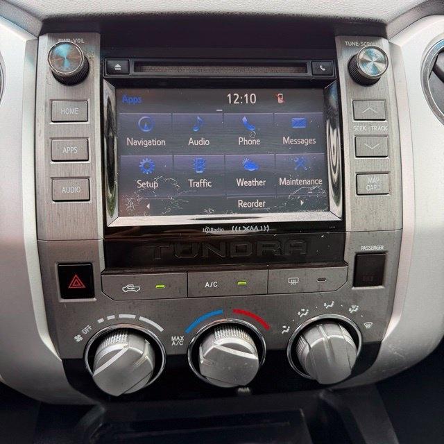 Toyota Tundra  2015