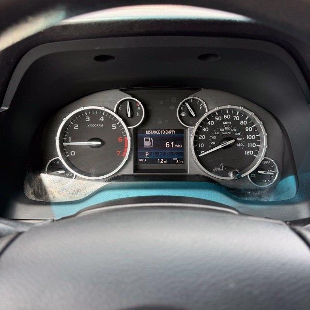 Toyota Tundra  2015