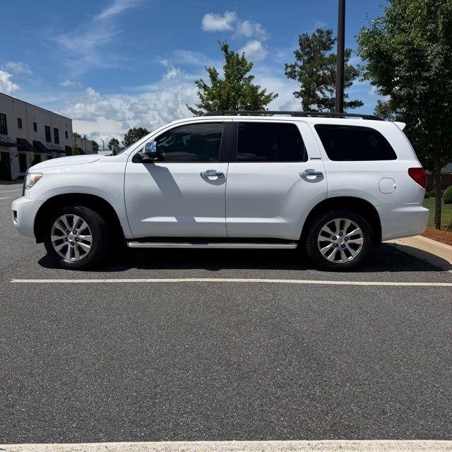 Toyota Sequoia  2012