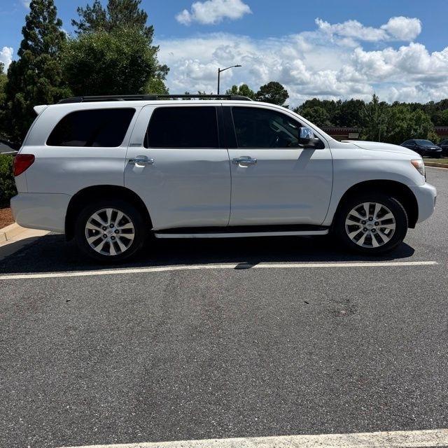 Toyota Sequoia  2012