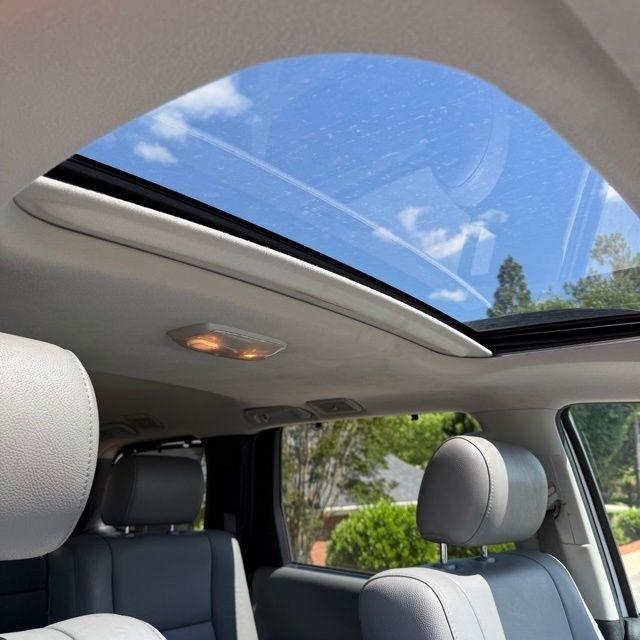 Toyota Sequoia  2012