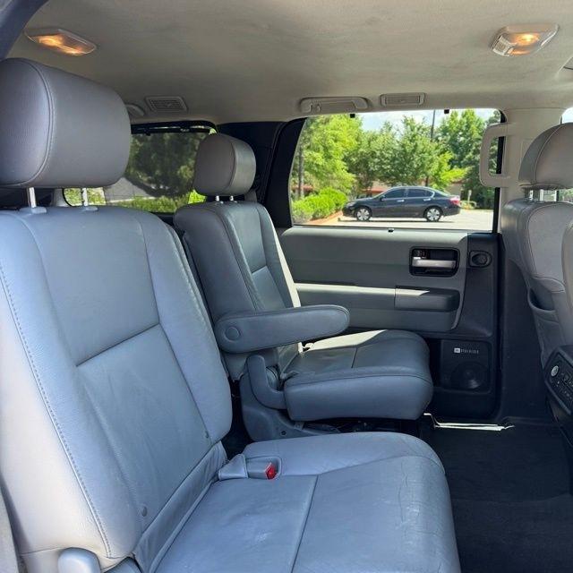 Toyota Sequoia  2012