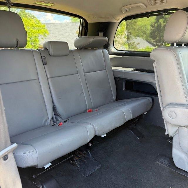 Toyota Sequoia  2012