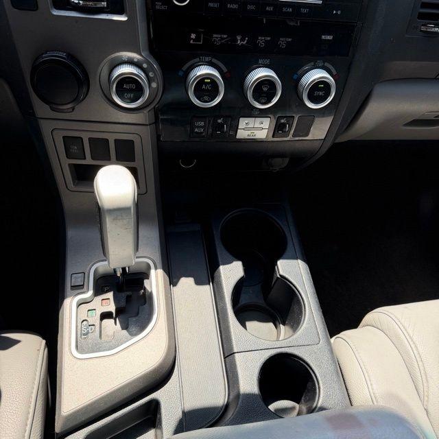 Toyota Sequoia  2012