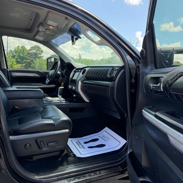 Toyota Tundra  2016