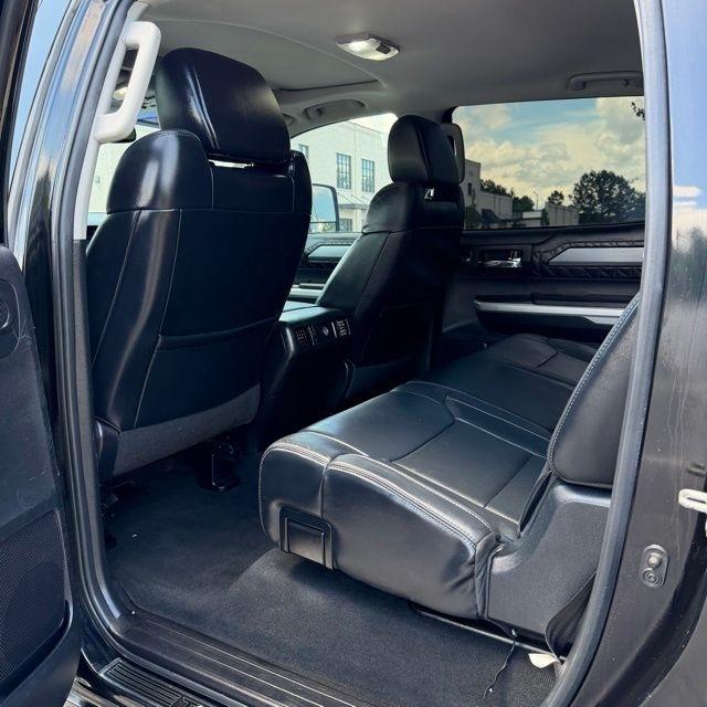 Toyota Tundra  2016
