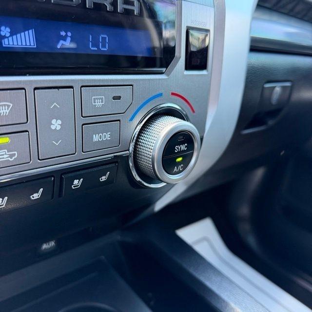 Toyota Tundra  2016