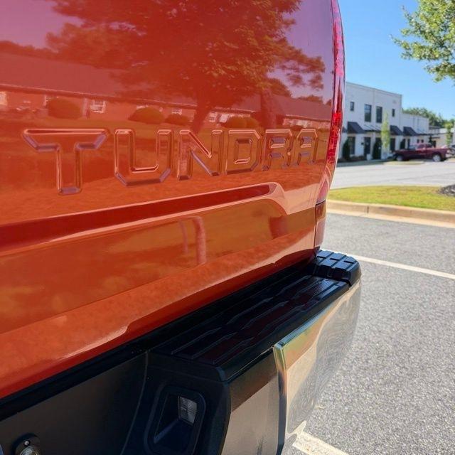 Toyota Tundra  2016