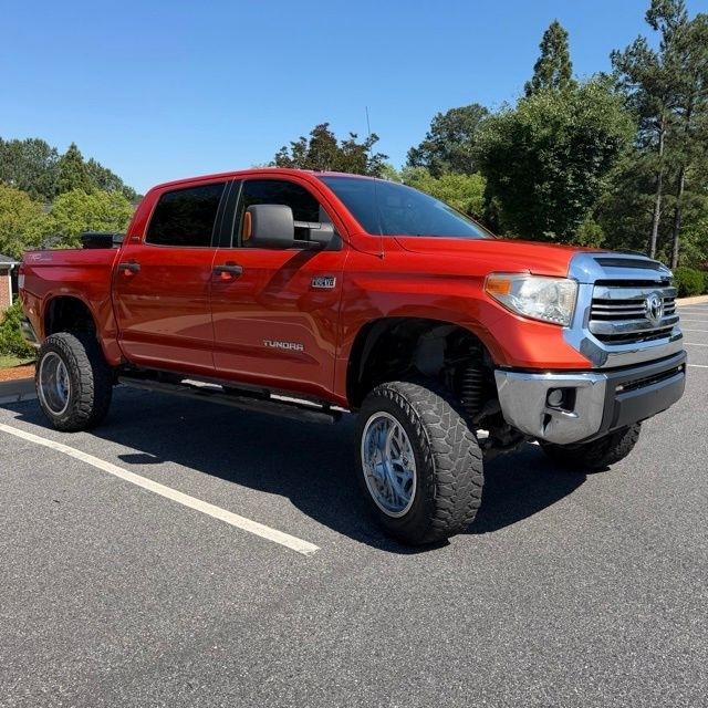 Toyota Tundra  2016