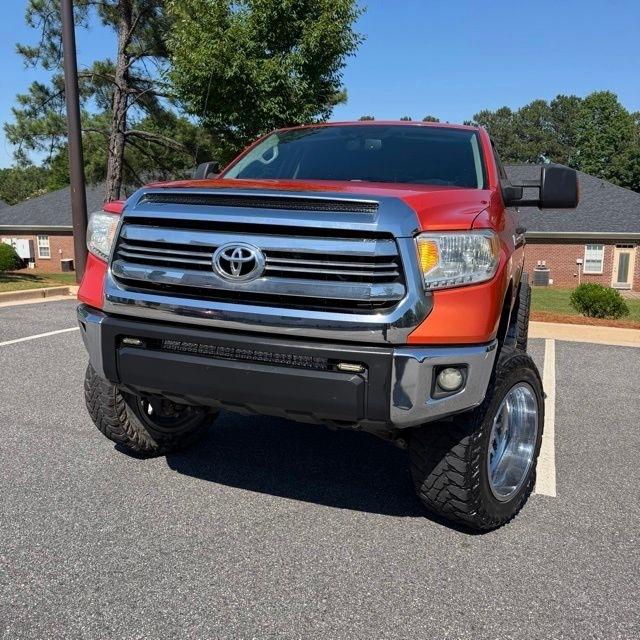 Toyota Tundra  2016