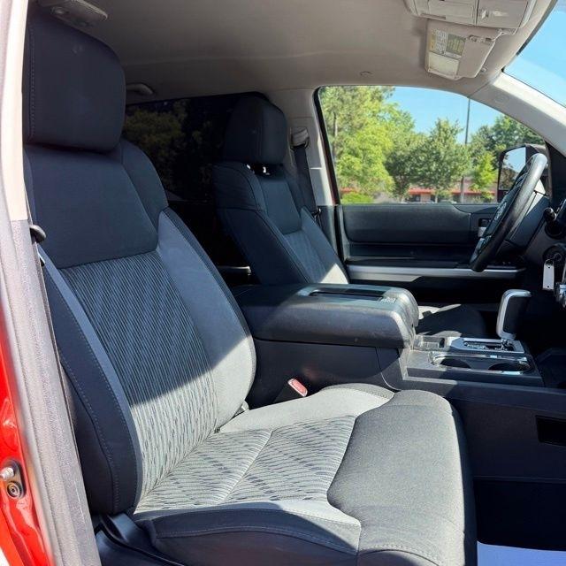 Toyota Tundra  2016