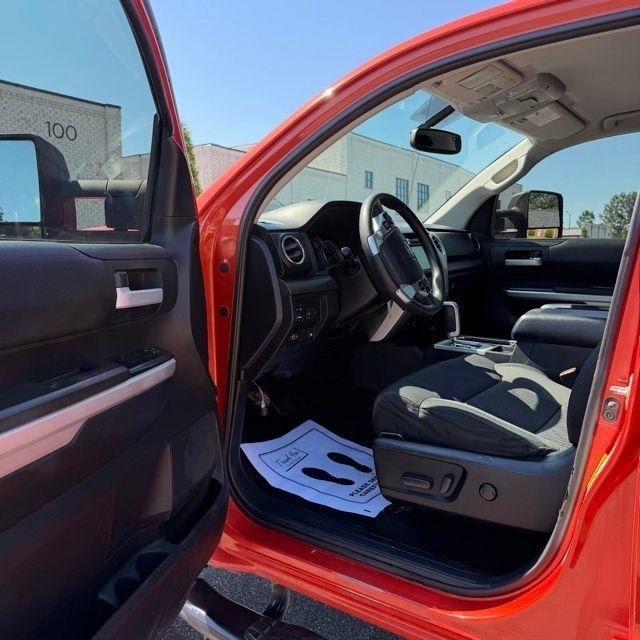 Toyota Tundra  2016