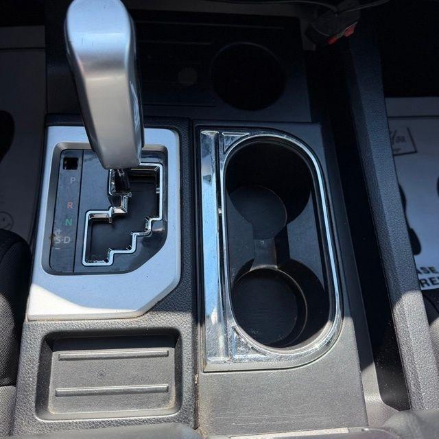 Toyota Tundra  2016