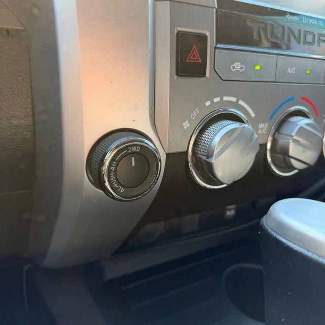 Toyota Tundra  2016