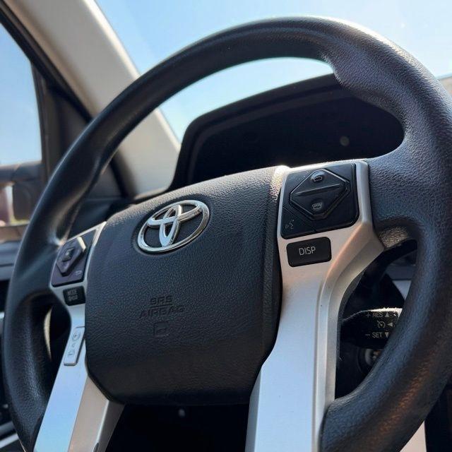 Toyota Tundra  2016