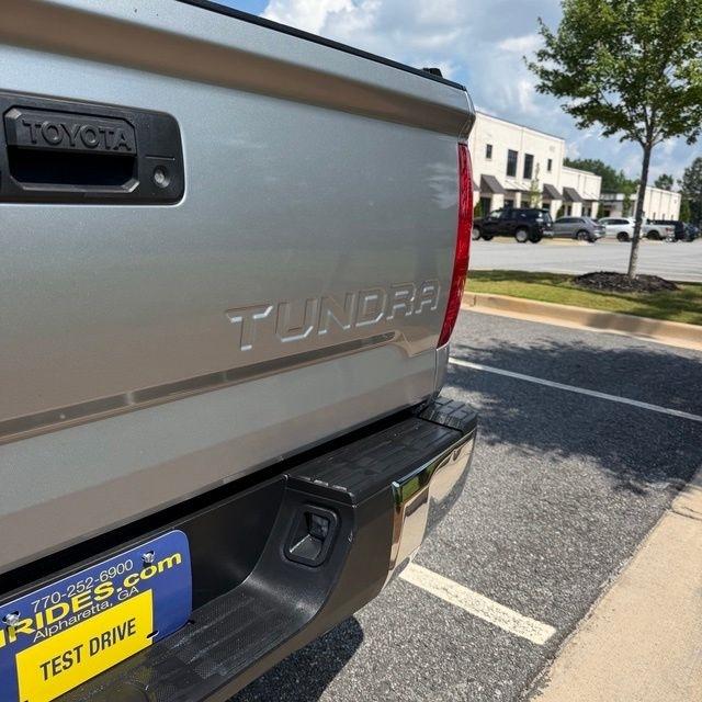 Toyota Tundra  2014