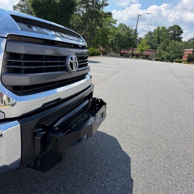 Toyota Tundra  2014
