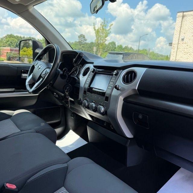 Toyota Tundra  2014
