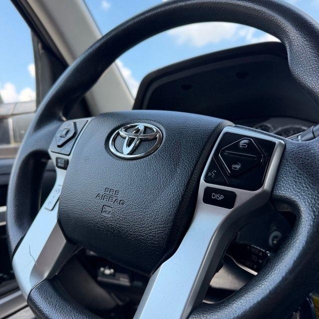 Toyota Tundra  2014
