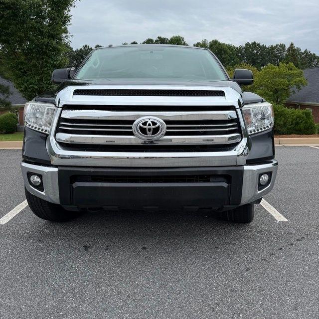 Toyota Tundra  2017