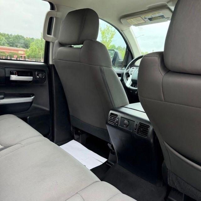Toyota Tundra  2017