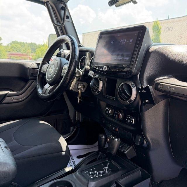 Jeep Wrangler  2014