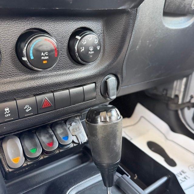 Jeep Wrangler  2014