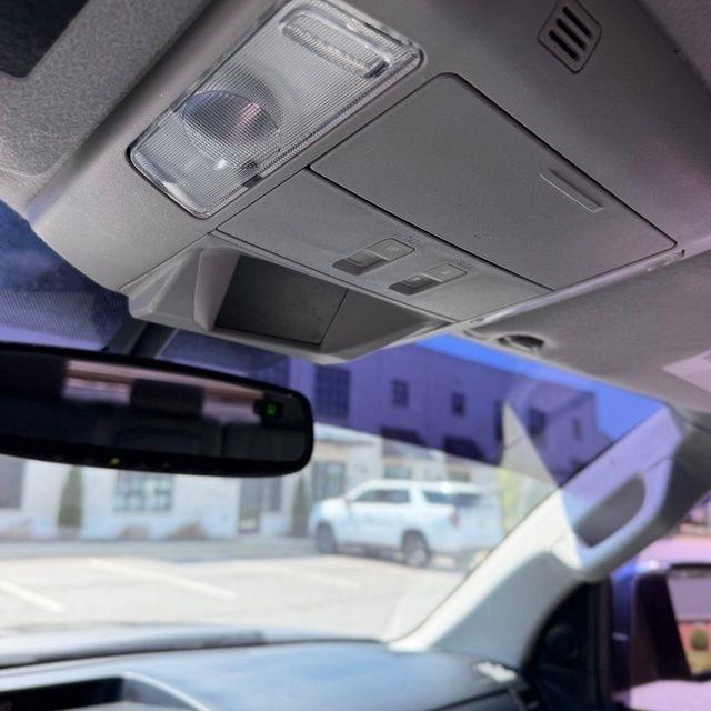 Toyota Tundra  2011