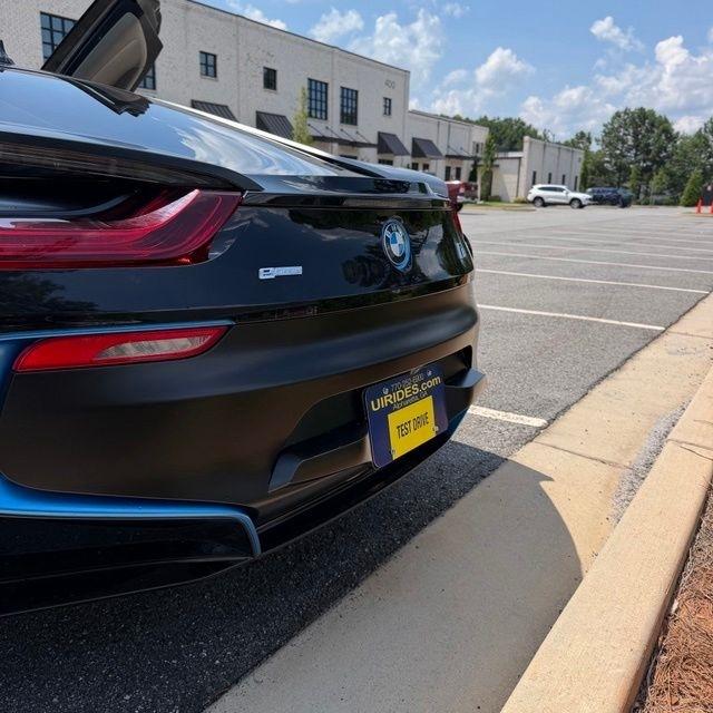 BMW i8  2016
