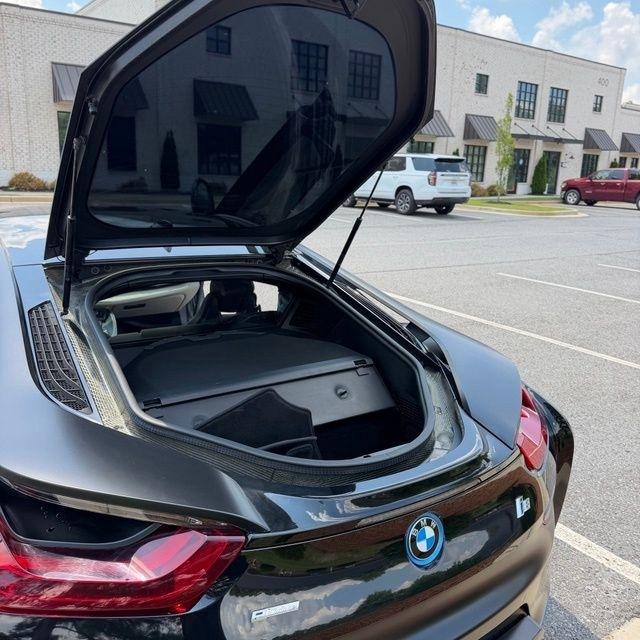 BMW i8  2016