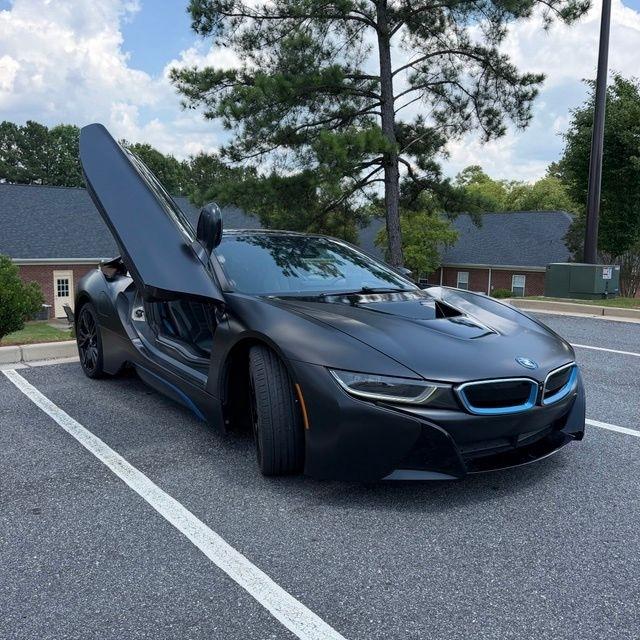 BMW i8  2016