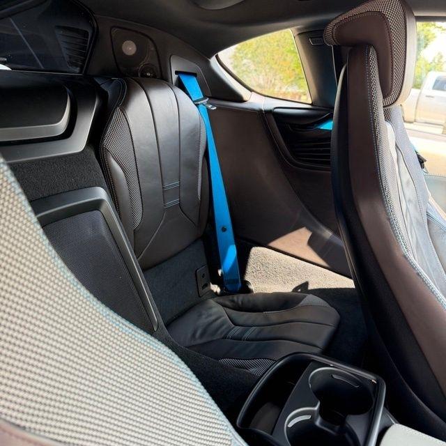 BMW i8  2016