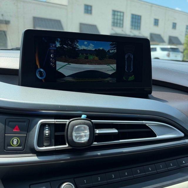 BMW i8  2016