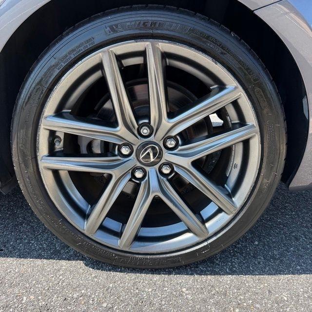 Lexus IS  2014