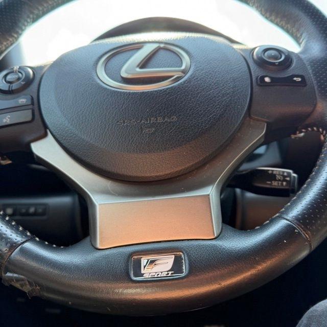 Lexus IS  2014