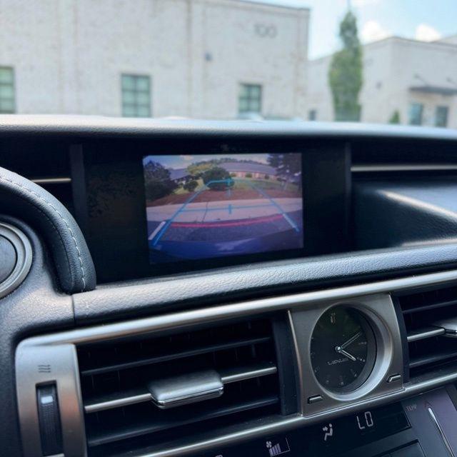 Lexus IS  2014