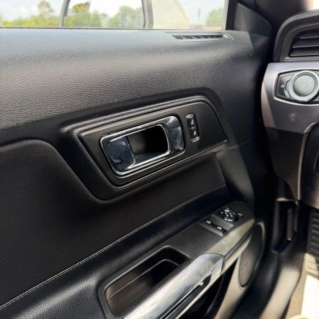 Ford Mustang  2015