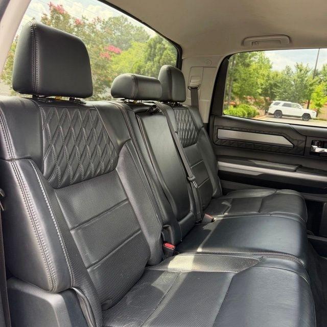 Toyota Tundra  2018