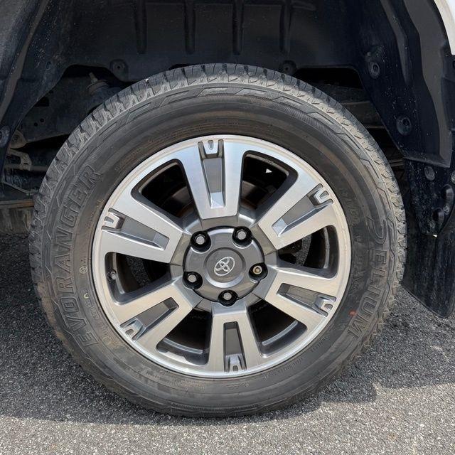 Toyota Tundra  2018