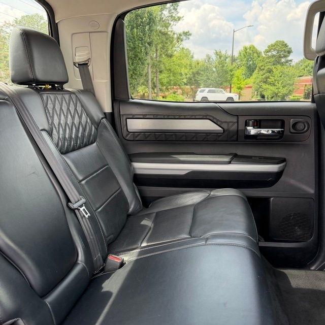 Toyota Tundra  2018