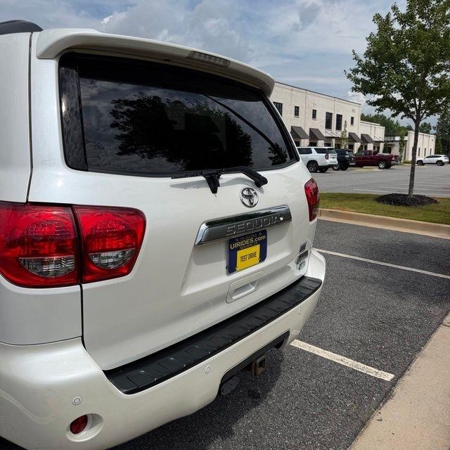 Toyota Sequoia  2013