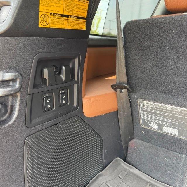 Toyota Sequoia  2013